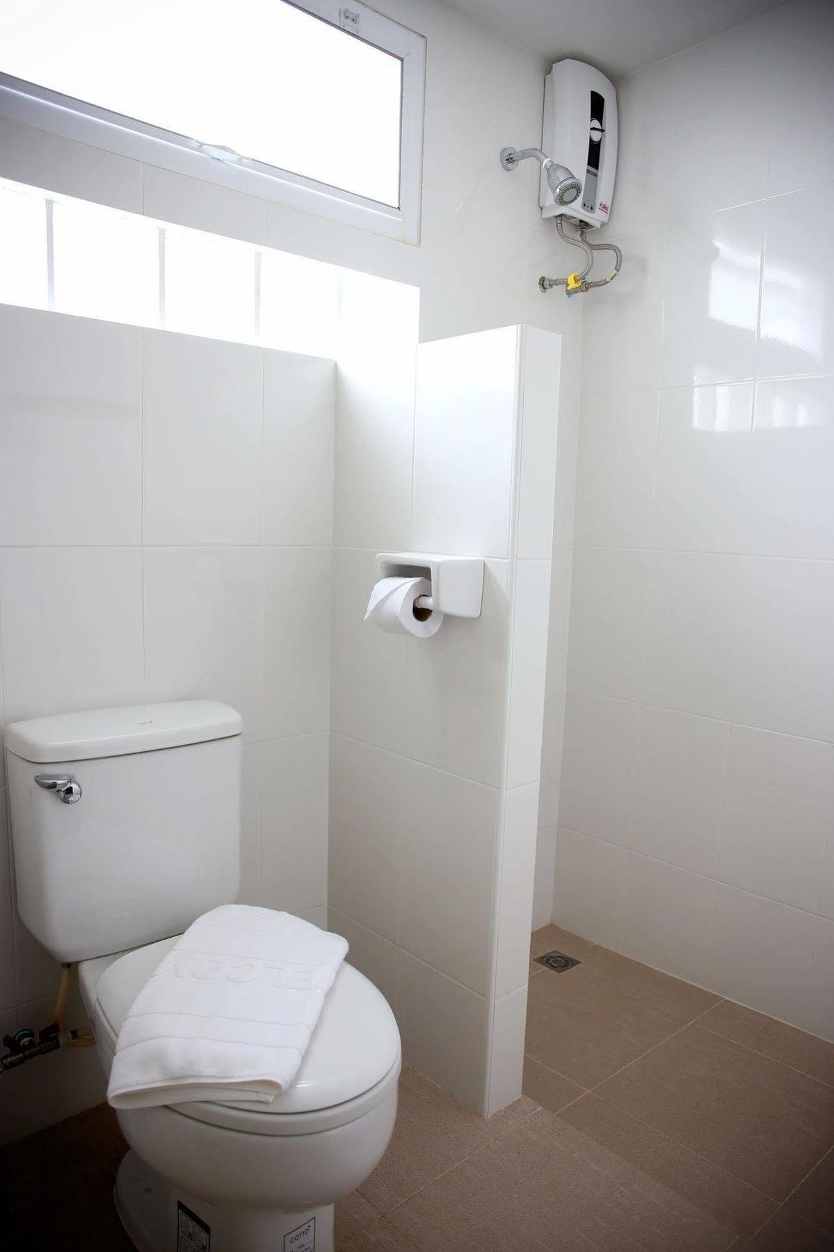 Sunshine Hostel Hua Hin Exterior photo