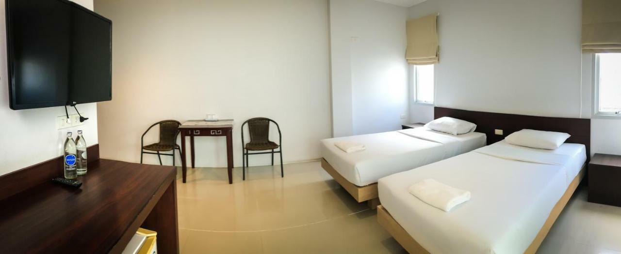 Sunshine Hostel Hua Hin Exterior photo